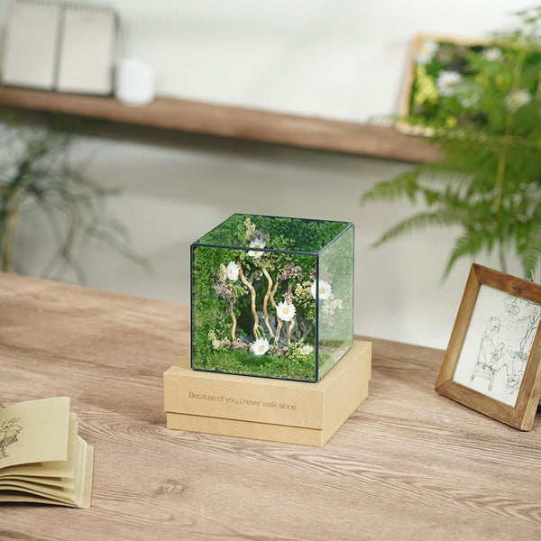 Everbloom Mini Cube